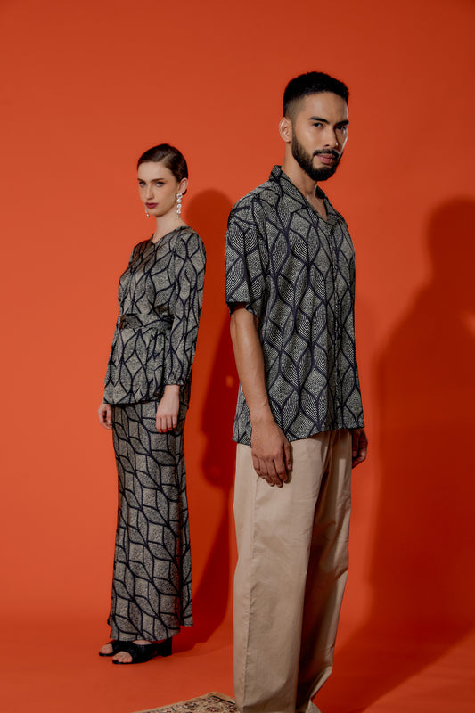 WAWA BLACK OLIVE BATIK SHIRT