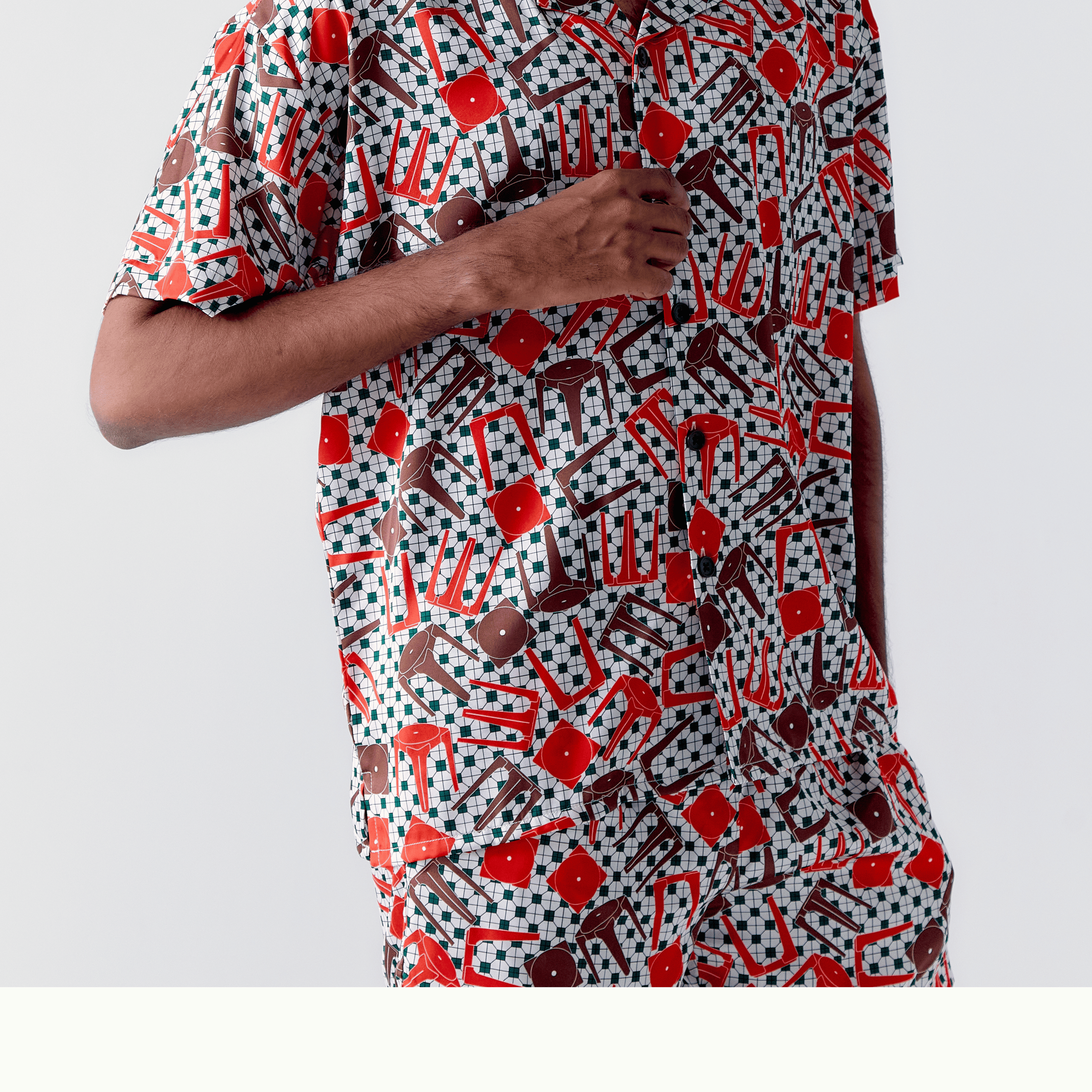 M'Sia Famous Stool Shirt / Shorts